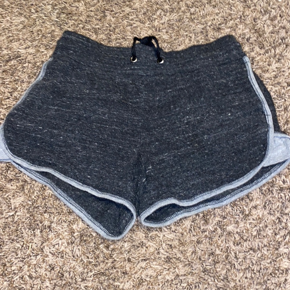 Comfy loose material